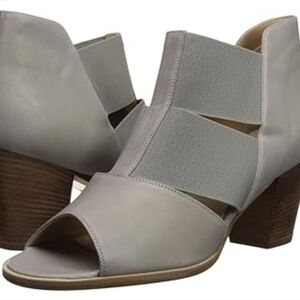 Amalfi by Rangoni Made in Italy Women's Heels